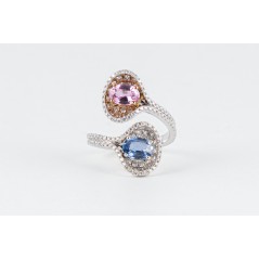 "You & me" ring set with two sapphires