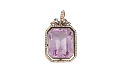 Pendentif ancien en argent et or serti d’une importante améthyste