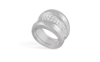 CHOPARD bague bombée en or gris et diamants