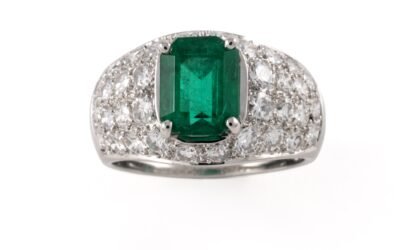 Bague bombée émeraude de Zambie de 2,24 carats